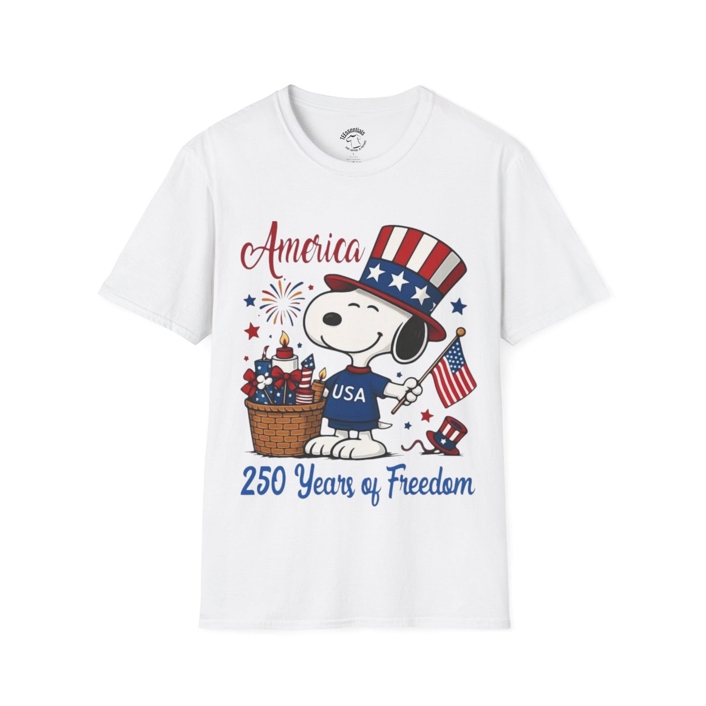 America 250 Snoopy - Unisex Softstyle T-Shirt