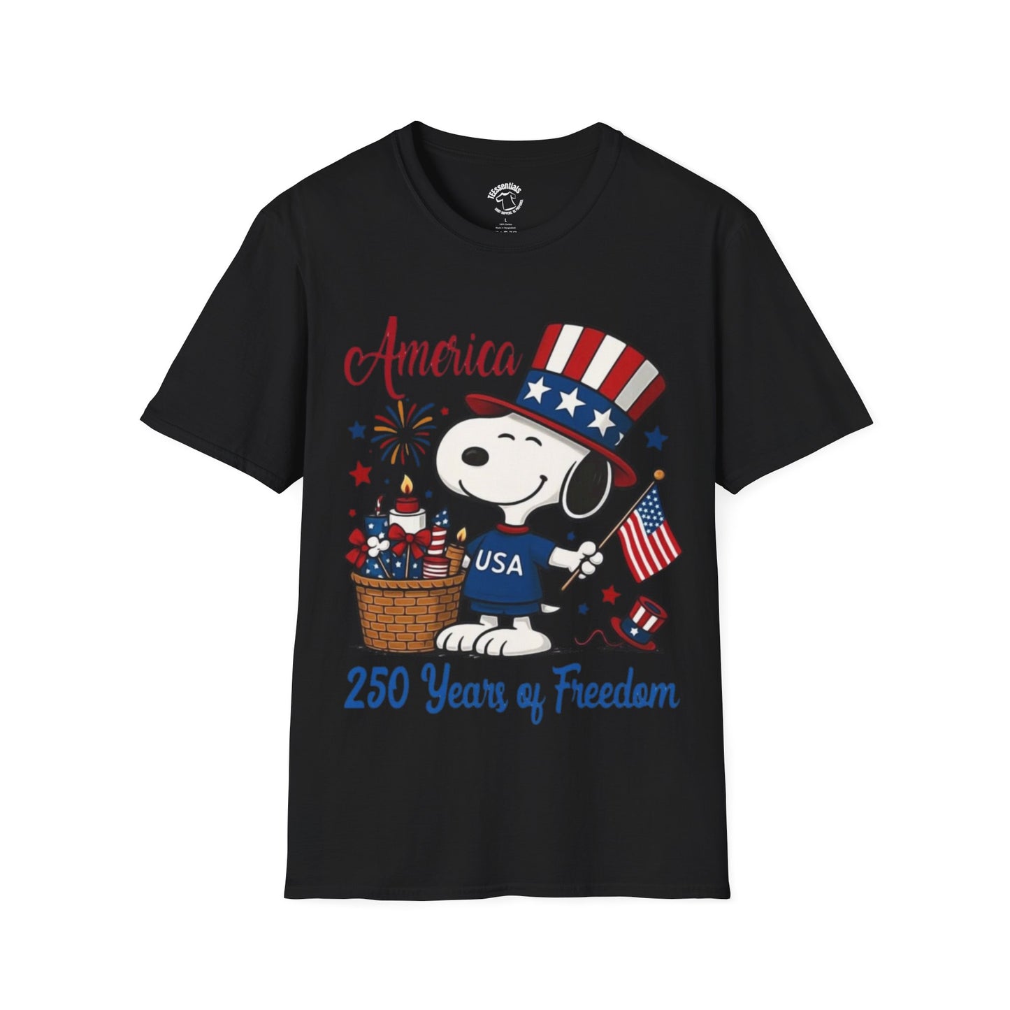 America 250 Snoopy - Unisex Softstyle T-Shirt