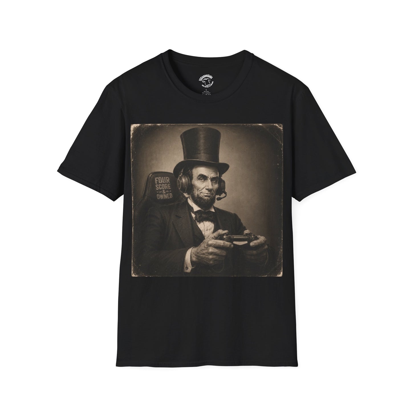 Vintage Abraham Lincoln Gamer Photo T-Shirt — Retro Presidential Gamer Portrait Tee