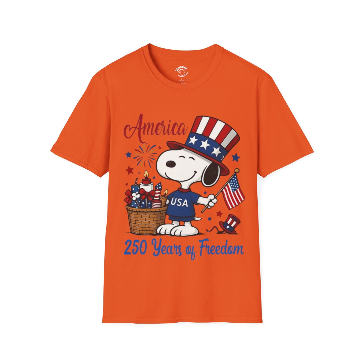 America 250 Snoopy - Unisex Softstyle T-Shirt