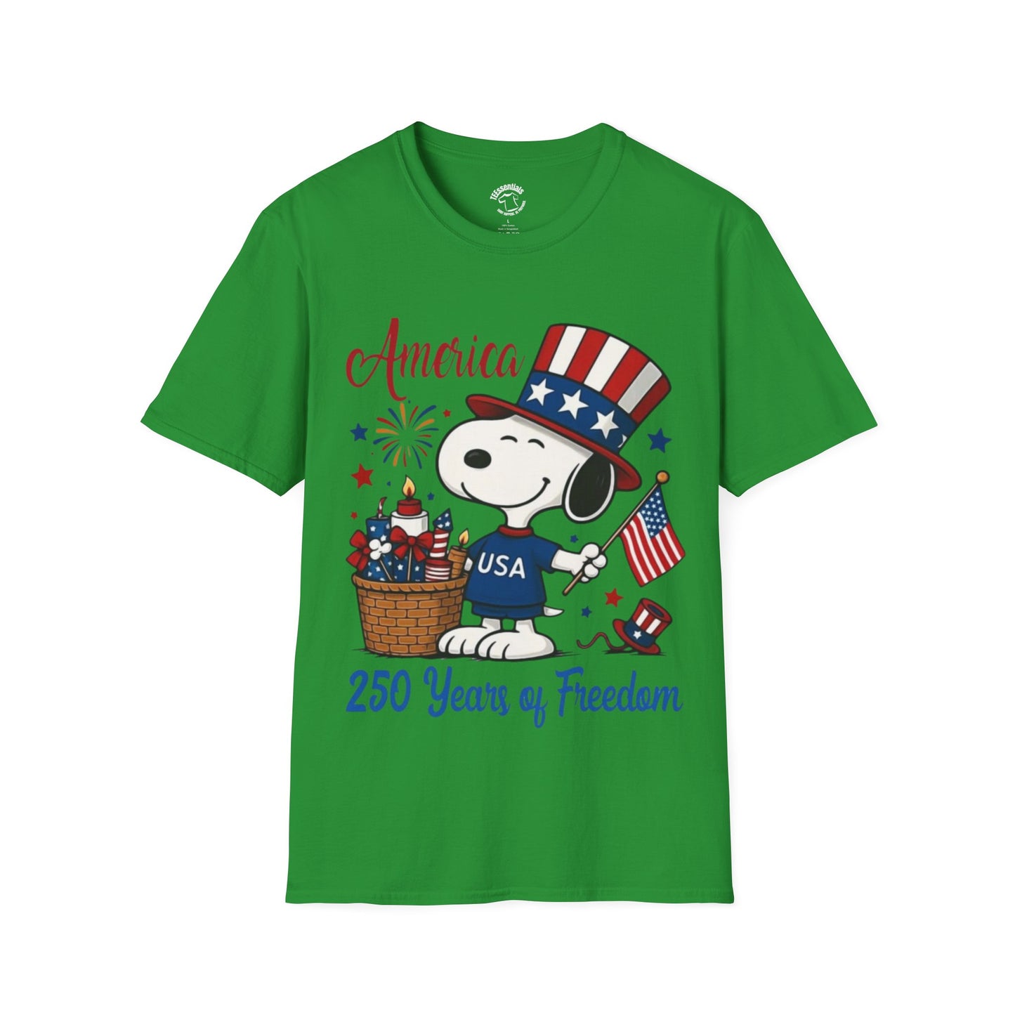 America 250 Snoopy - Unisex Softstyle T-Shirt